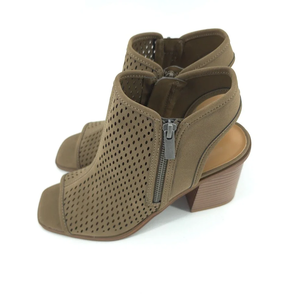 indigo rd. Womens ZENEVA Bootie Taupe Size 8M Perforated Block Heel